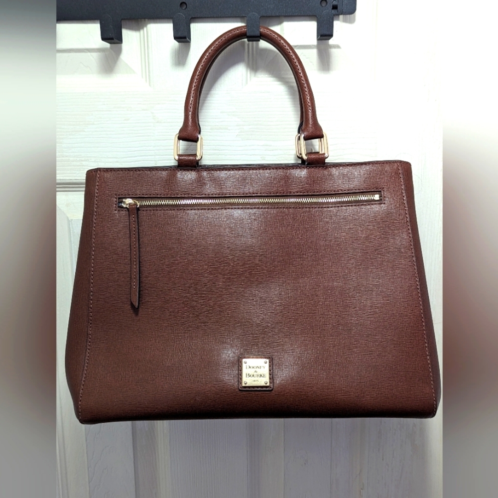 Dooney & Bourke